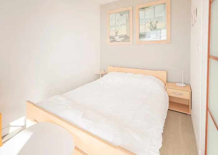 1 Avec Balcon, Face A La - Fr-1-197-592